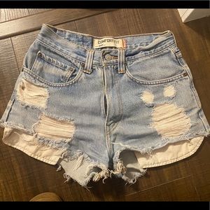 Levis light wash high wasted shorts